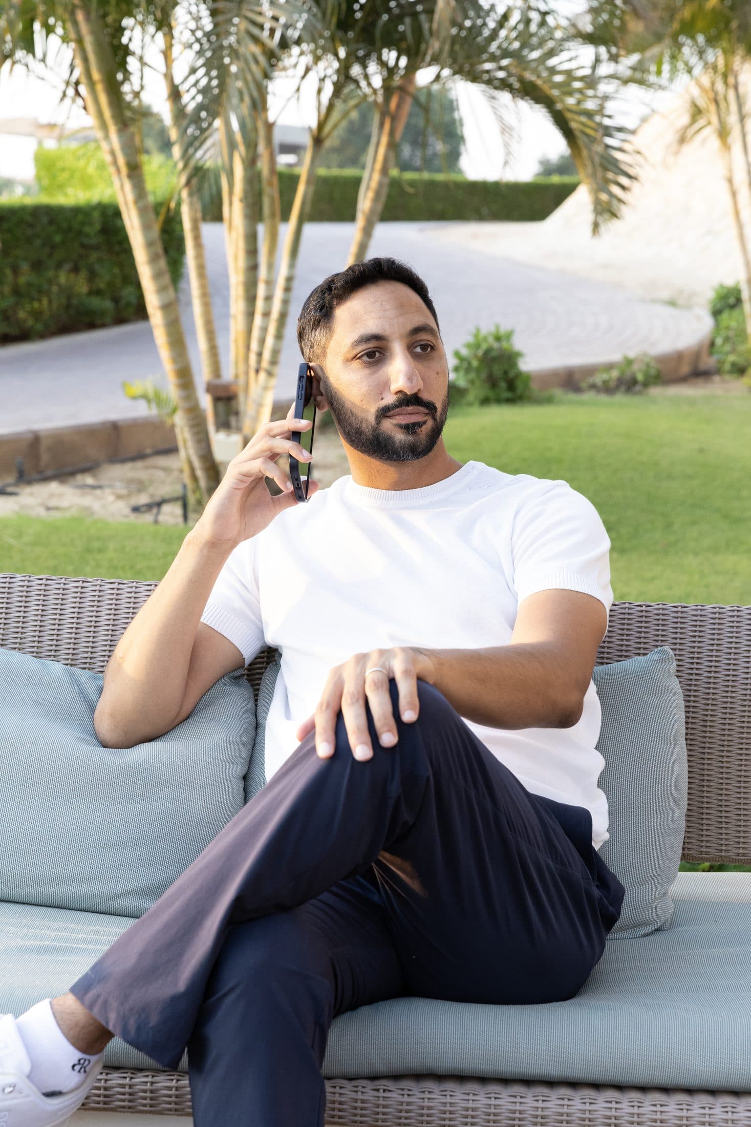 Taking a call between rounds